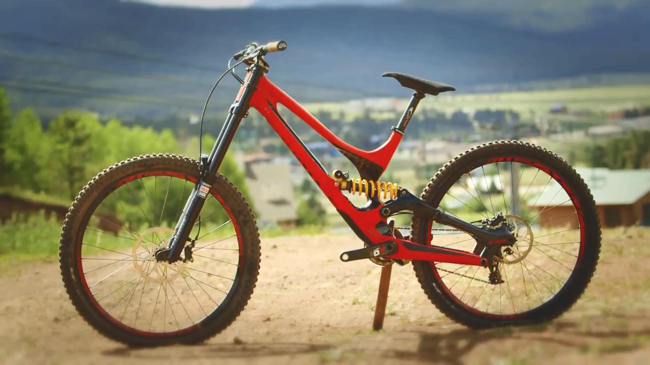 Photo Specialized Demo 2015 Carbon 02